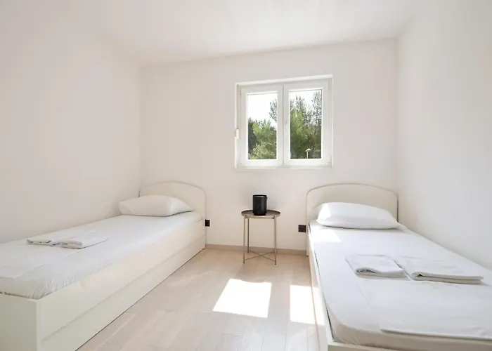 Sunny Jakovina 1 شقة ماكارسكا